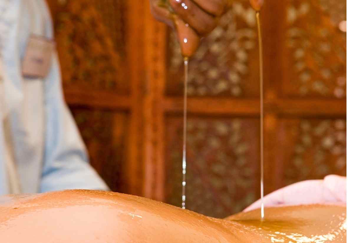 Massage abhyanga ayurvédique