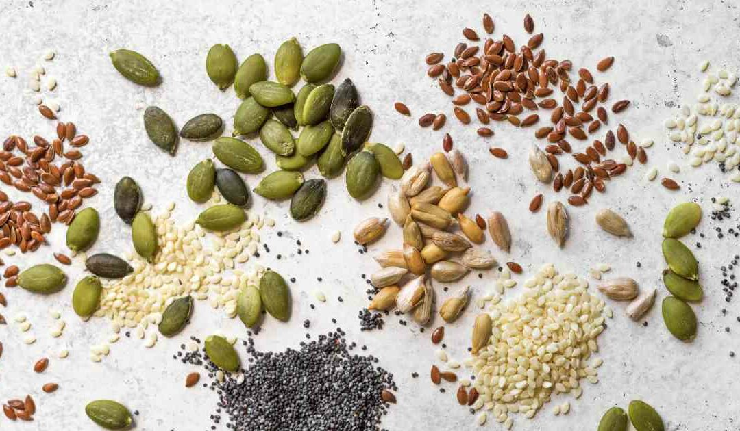 Seed cycling: 4 graines pour réguler ses hormones et son cycle menstruel ?